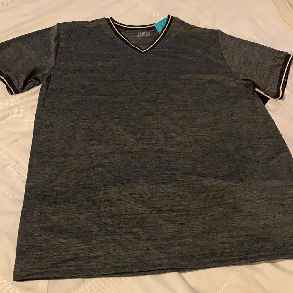 Men’s ZUPO V-Neck shirt